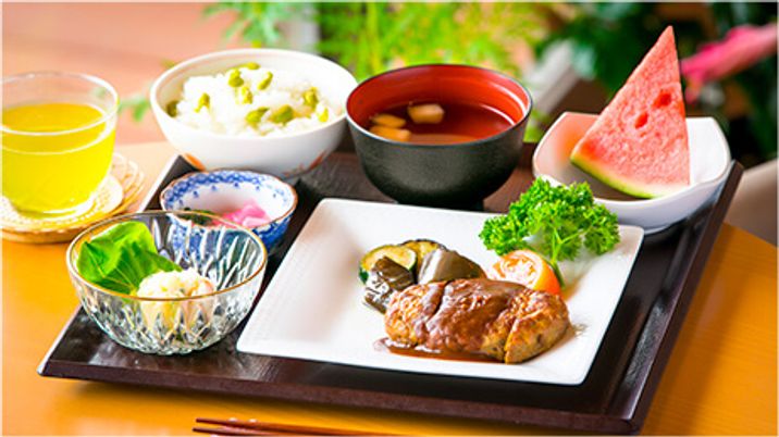 食事トレイ