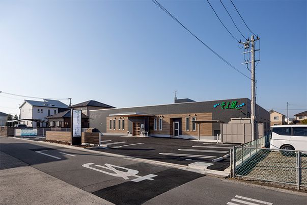 施設の外観
