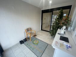 温かい雰囲気のエントランス