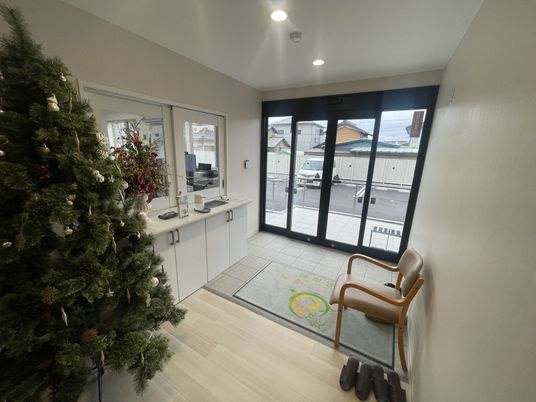 温かな歓迎の玄関