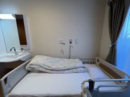 明るい雰囲気の居室