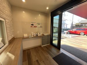 広々とした玄関ホール