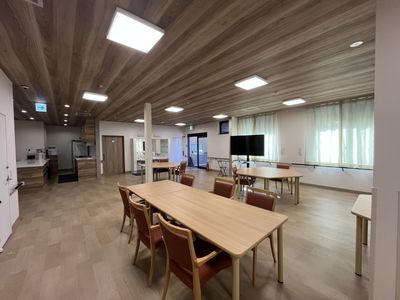 自然光が入る空間ラウンジ  