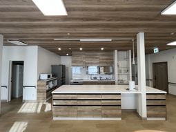 明るい空間のキッチン