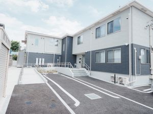 現代的な建物の外観