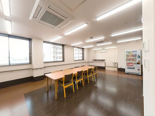 広々とした休憩室