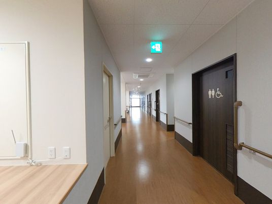 広い廊下