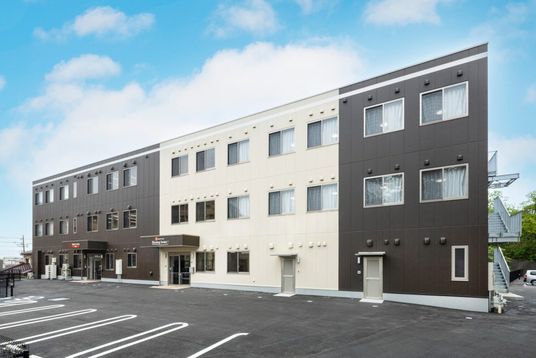 外階段がある建物