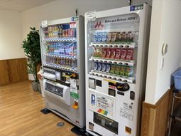 飲み物の自動販売機