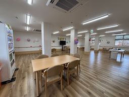 明るい共用スペース