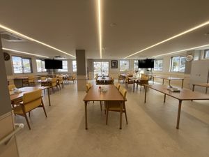 光あふれる食堂
