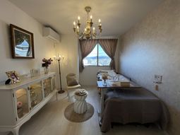 窓際の一人部屋