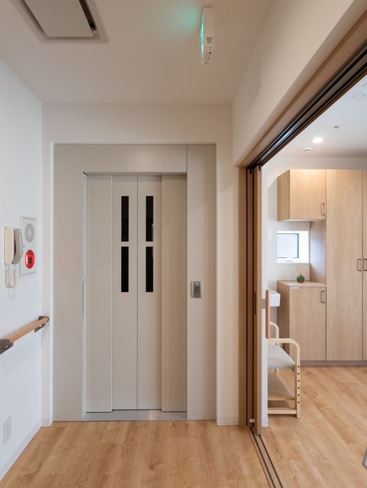 静かな交流の部屋