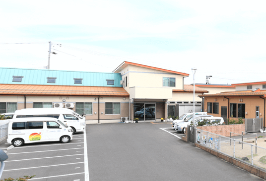 駐車場がある建物