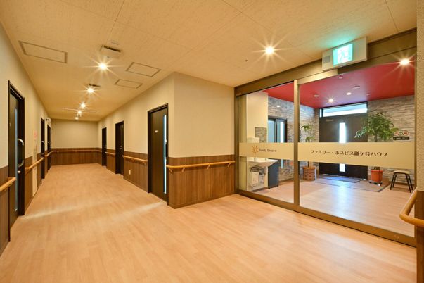 広々とした廊下