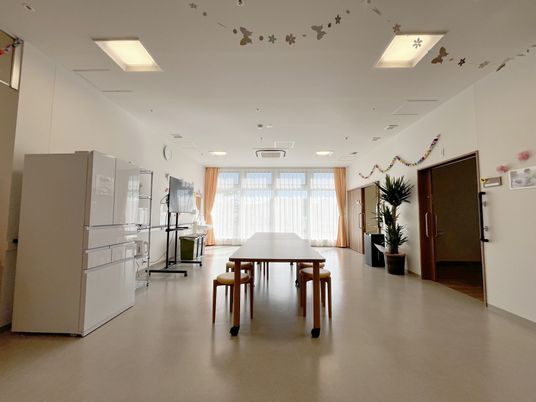 明るい空間のある部屋