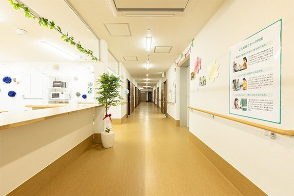 広々とした廊下