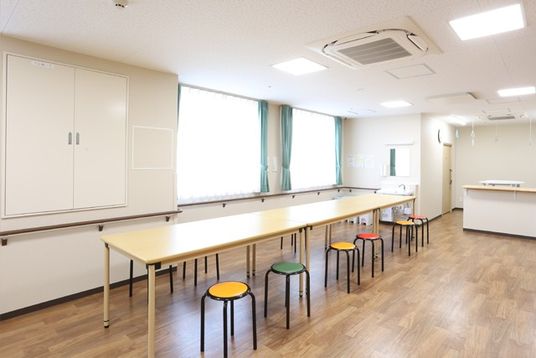 明るい多目的室
