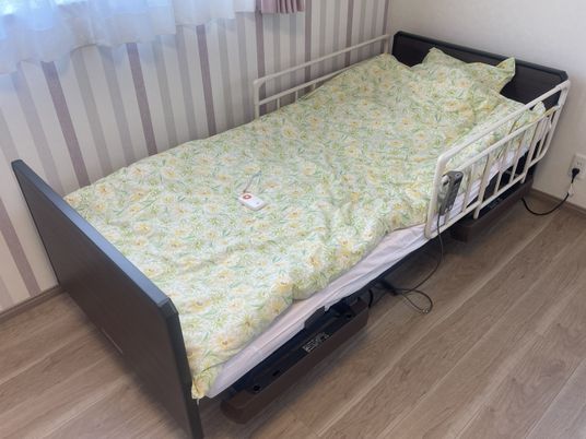電動ベッドの居室