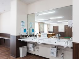 広々とした洗面所