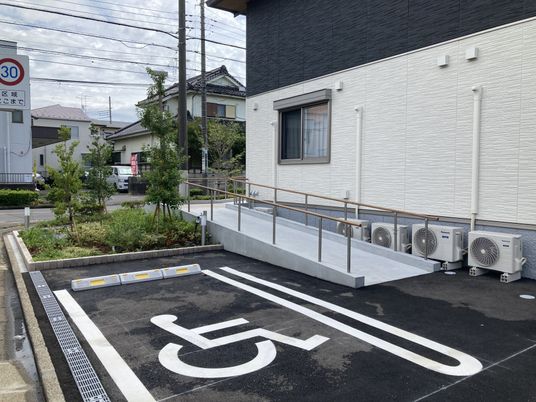 バリアフリー設備の外観