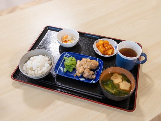 食事の膳
