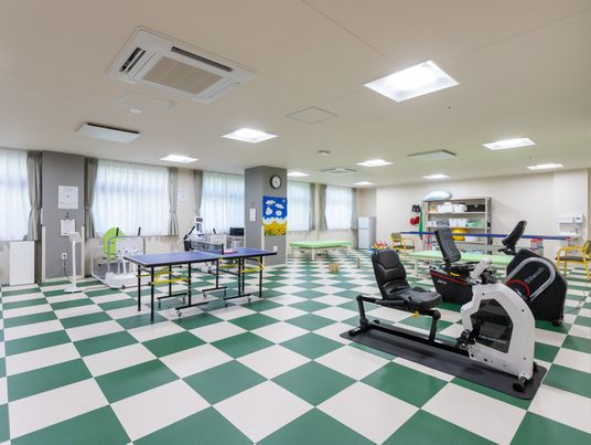 リハビリ設備が整った部屋