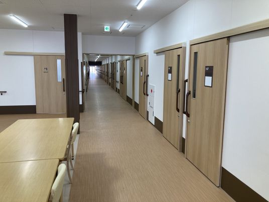 長い廊下