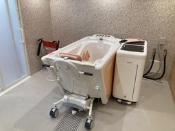 使いやすい浴槽の浴室