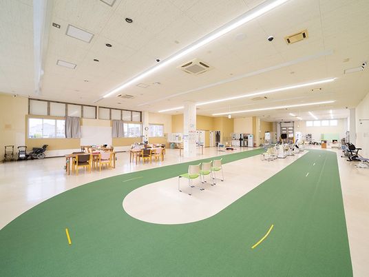 広い機能訓練室  