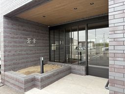 入口のエントランス