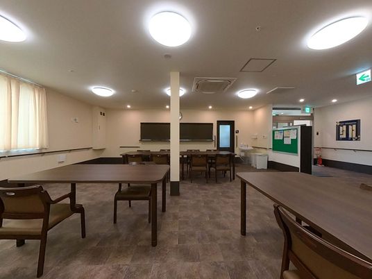 自然光が差し込む部屋