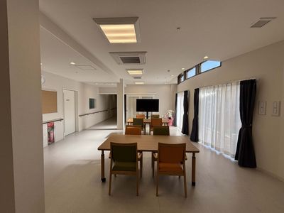 広々としたラウンジ