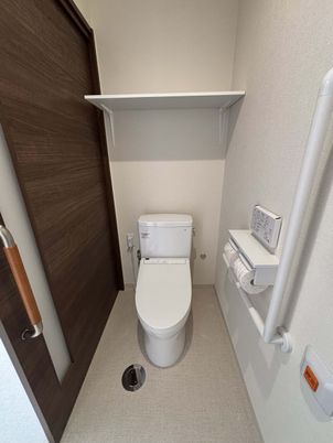 優しい色調のトイレ