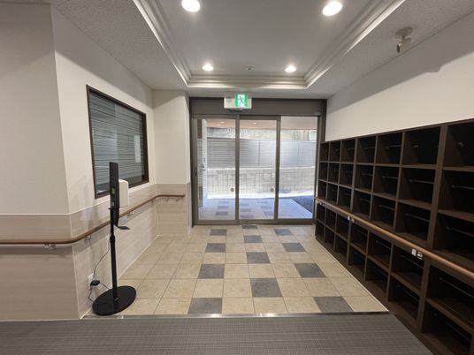 落ち着いたロビー