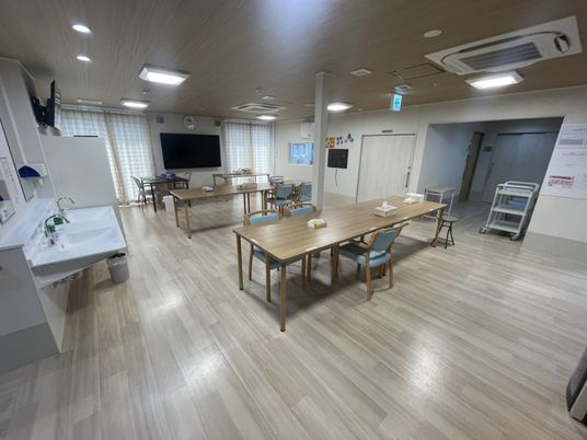 広々とした室内空間