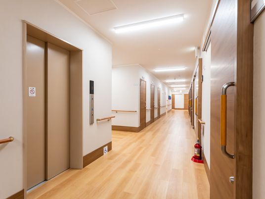 明るい廊下