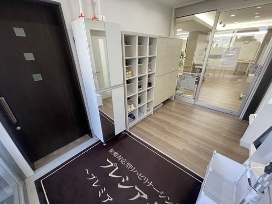 明るいエントランス