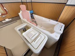 便利な介護用浴室