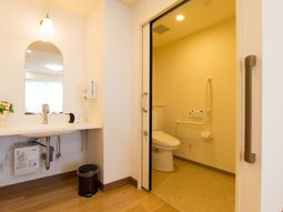 清潔なトイレの空間