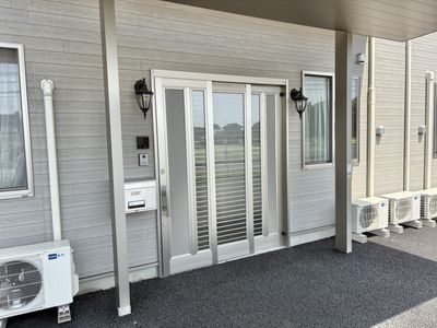 建物の玄関