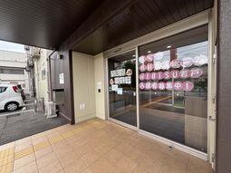 募集掲示のエントランス