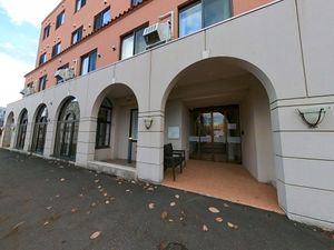 アーチ形の入り口