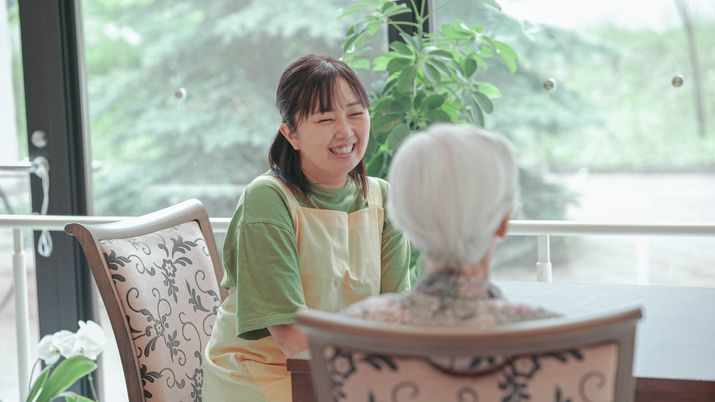 自然光が入る室内