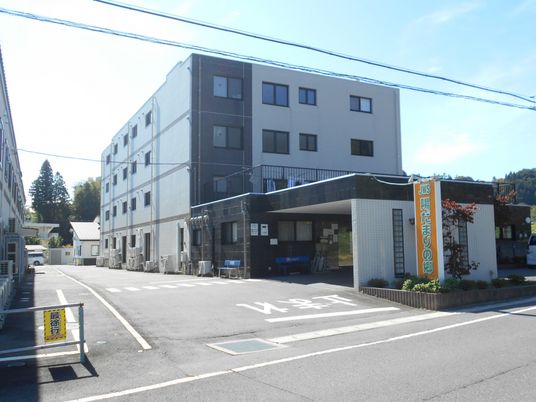 職場となる建物の一望
