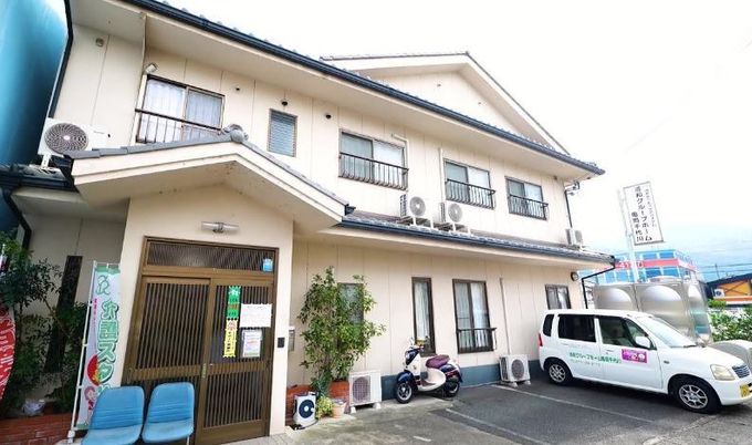 2階建ての建物外観