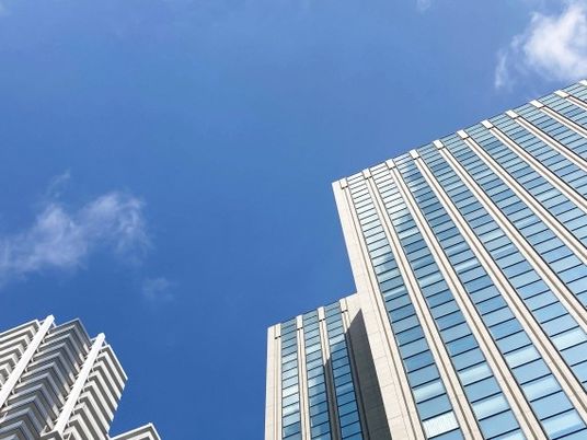 高層建物の外観  