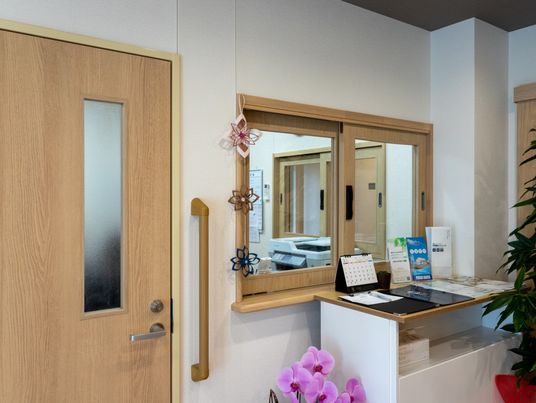 スタッフエリアの受付