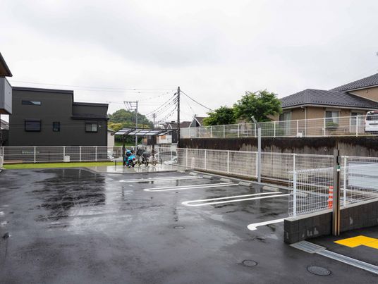 駐車場の風景