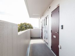 居室の前の廊下